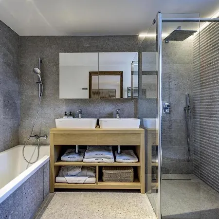 Villa Luxurios Chalet With Indoor Pool, Sauna And Jacuzzi