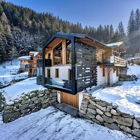 Villa Luxurios Chalet With Indoor Pool, Sauna And Jacuzzi